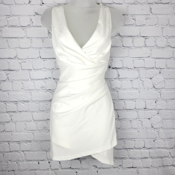 NWT Windsor Size S White Pleated Wrap Dress - Picture 1 of 10